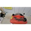 Image 2 : Todd Portable Marine Outboard Fuel Tank with Fuel Line and Primer Bulb
