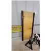 Image 4 : Black & Decker 12 Volt Cordless Drill Kit, Pair of Jack Stands, Wood Plank Ramp and More
