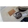 Image 4 : Eaton's Housewares No. 7 Cast Iron Dutch Oven, Vintage Electric Iron with Braided Cord and More