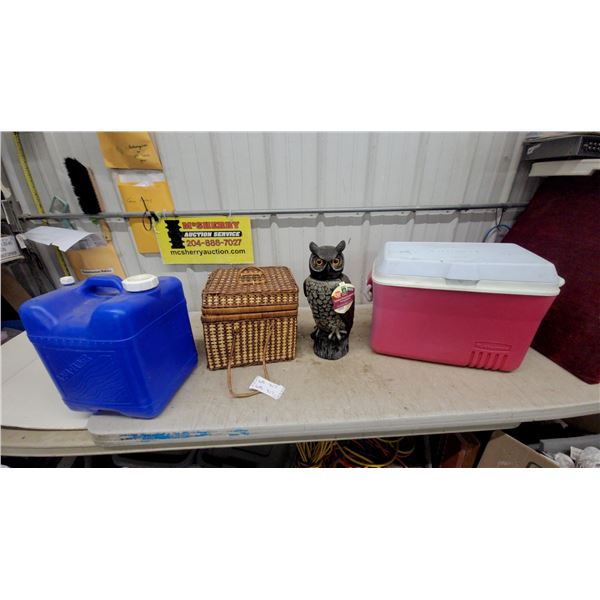 Gardeneer Natural Enemy Scarecrow Rotating Head Owl Decoy, Wicker Picnic Basket, Cooler and More