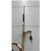 Image 4 : Mid-Century Modern Brass & Wood Pole Lamp with Three Teak Arms. Missing Glass Shades