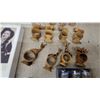 Image 3 : Patsy Cline Collection Boxed Set, Brass Ship's Wheel Clock, Wooden Napkin Rings and More
