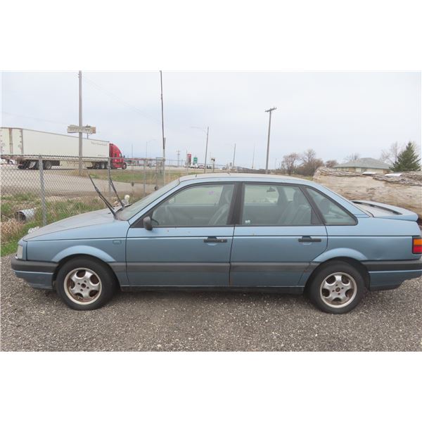 Volkswagen Passat GL 4-Door Sedan, Automatic, Blue, Sold As-Is Where-Is