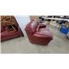 Image 2 : Burgundy Leather Overstuffed Two-Seater Loveseat with Rounded Arms 62" Wide