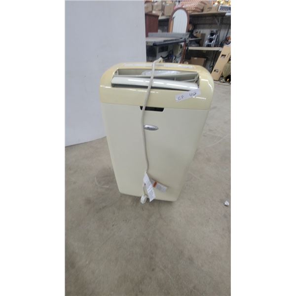 Whirlpool ACP102GPW1 10,000 BTU Portable Air Conditioner With R410A Refrigerant