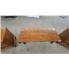 Image 3 : Coffee Table 16 x 48 x 22" plus Drop Leafs and 2 End Tables 22 x 22 x 17"