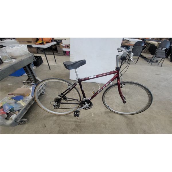 Giant Option 85 Hybrid Bicycle, Maroon, Multi-Speed Drivetrain, Late 1990s to Early 2000s 27"