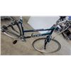 Image 3 : Giant Option Hybrid Bicycle, Teal-Blue Frame, Grip Shifters, V-Brakes, Late 1990s/Early 2000s 27"
