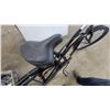 Image 5 : Hyper Easy Rider Men's Cruiser Bicycle, Black, Double Top Tube Frame with Fenders 26"