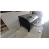Image 4 : Master Chef Compact Electric Tabletop Grill with Temperature Gauge and Single Control Knob