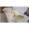 Image 3 : Marlon Hill All Wool Blankets, 100% Pure New Wool, Cream and Blue Stripe, Lot CP 768 2x