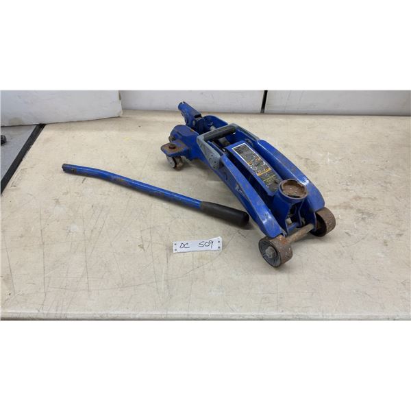 Michelin 2-Ton Speedy Lift Floor Jack & Handle, 4,000 lb, 5-1/2" to 14" Lift Range