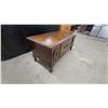 Image 2 : Traditional Style Wooden Console Cabinet with Carved Reeded Trim and Cabriole Legs19 x 40 x 18"
