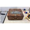 Image 2 : Tinkertoy Ultra Construction Set, Wooden Loon Box, Spalding Racquet, Disney Baseball