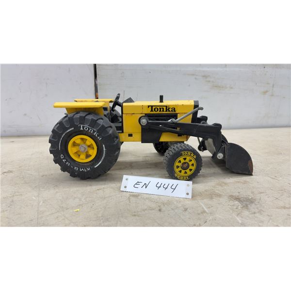 Tonka Front End Loader Tractor, Yellow & Black, Rear Tires Marked "XMS-975