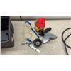 Image 7 : Craftsman Professional 5" Angle Grinder, 10 Amp, 10,000 RPM with Tool Box, Wheels and More