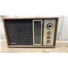 Image 4 : Lot of 3 AM/FM Vintage Table Radios
