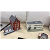 Image 2 : HO Scale Model Train Buildings, AHM Cokeville Lighted Passenger Station, Citibank, Turntable and Mo