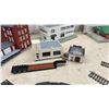 Image 3 : HO Scale Model Train Buildings, AHM Cokeville Lighted Passenger Station, Citibank, Turntable and Mo