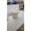 Image 4 : Vintage Medalta Potteries Ltd. 3 Imperial Stoneware Crock with Lid, Medicine Hat, Alberta