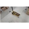 Image 3 : Yellow Hydraulic Floor Jack Proble 3 Ton