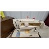 Image 3 : Singer Stylist Model 500 Sewing Machine, Mid-1960s, Cream Finish, Portable Wooden Case