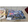 Image 3 : Aurora AFX Custom Van HO Scale Road Set and Poursuite De Nuit Slot Car Racing Sets
