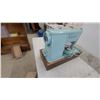 Image 4 : Vintage Singer 328K Style-O-Matic Sewing Machine in Light Blue with Carrying Case, C. 1960
