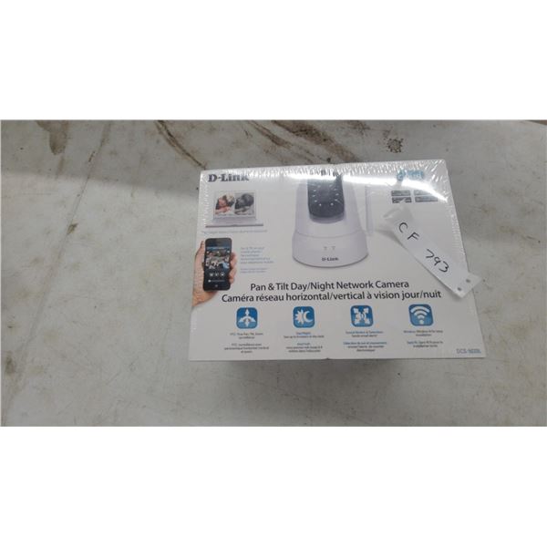 D-Link DCS-5020L Pan and Tilt Day/Night Network Camera with Cloud Connectivity New