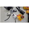 Image 5 : Vintage Camera Lot: Kodak Instamatic 133, JamCam 3.0, Polaroid, Kodak FunSaver and More