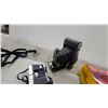Image 7 : Vintage Camera Lot: Kodak Instamatic 133, JamCam 3.0, Polaroid, Kodak FunSaver and More
