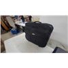 Image 4 : ViewSonic PJL7211 Projector with Samsonite Black Rolling Carry Bag