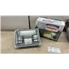 Image 6 : 300-Watt Halogen Outdoor Security Light and GE Model 15253 120/240V 24-Hour Timer Switch