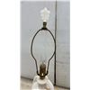 Image 5 : Aladdin Alacite Vintage Electric Table Lamp with Urn Body, Floral Pattern and Final Shade, 24" H