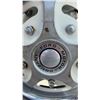 Image 5 : 6 Ford Motor Company Hubcaps & 7 Other Hubcaps