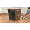 Image 7 : Vintage White Star Heater, NOMA 900W/1500W Electric Heater and Sunbeam SFH1000-CN Fan Heater