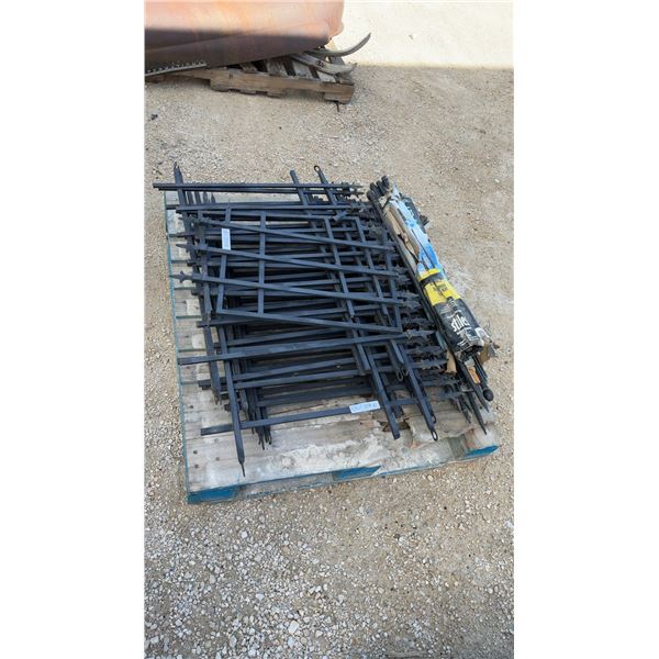 11 3ft Fence Panels, Posts, & Gate