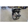 Image 4 : Powerbuilt Hot Rod Series 5 Gallon 3 HP Portable Twin Tank Air Compressor