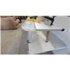 Image 3 : Wolfcraft Universal Router Table Model 6902000 with Fence, Featherboards, and Dust Hood
