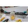 Image 4 : Wolfcraft Universal Router Table Model 6902000 with Fence, Featherboards, and Dust Hood