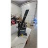 Image 2 : Mastervac Wet/Dry Shop Vacuum Model 050-0046-0 with Hose and Attachments