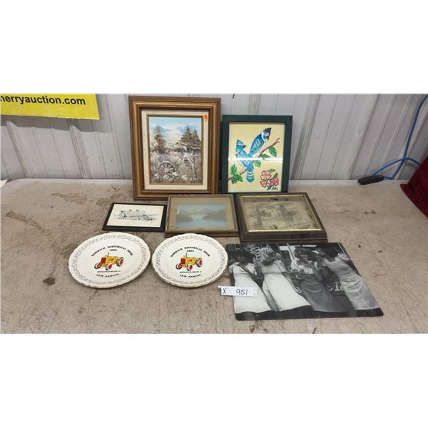 Pair of 1983 Norwich Historical Show 13th Annual Minneapolis-Moline GT Tractor Plates