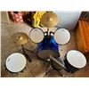 Image 2 : Mendini by Cecilio Blue 5-Piece Drum Set with 22" Bass Drum, Cymbals, Throne, Pedal, and Sticks