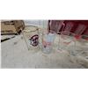 Image 4 : Vintage Soda Advertising Glassware Including 7Up "The Uncola", Coca-Cola and More