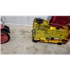 Image 5 : Dinky Toys No. 965 Muir-Hill 2WL Loader, Die-Cast, Yellow and Orange, Made in England Tonka Die