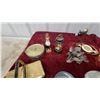 Image 5 : Nautical Brass-Tone Anchor and Life Ring Wall Sconce Light Fixture Ashtrays Pulll Matches