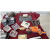 Image 5 : Vintage Desk Lot: Lufkin No. 1676 Folding Rule, Inkwells, Pen Stand, Typewriter Ashtray and More