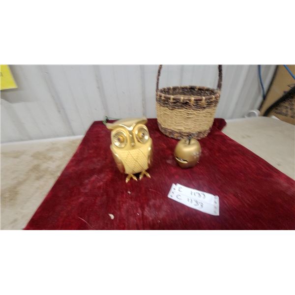 Mid-Century Modern Schildkraut Gold-Toned Owl Radio with Jeweled Eyes and Apple Radio