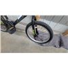 Image 4 : Avigo Powerbull 20" BMX Freestyle Bicycle with Rear Pegs