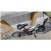 Image 6 : Avigo Powerbull 20" BMX Freestyle Bicycle with Rear Pegs